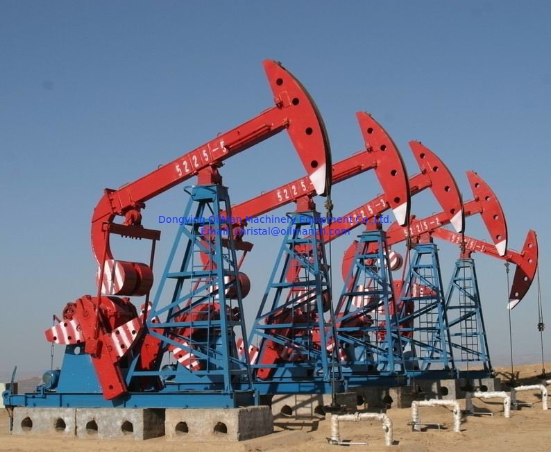 API Oilfield Production Equipment , Oil Pump Jack C228D-246-86